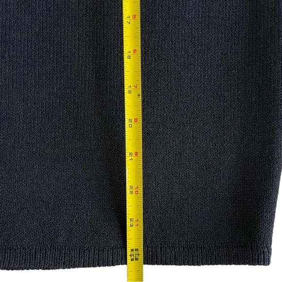 Two-Piece St. John Suit - Pale Pink and Black Jacket PLUS Black Skirt - Size 4 - Picture 8 of 16